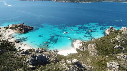 Vista panorámica de la isla de Spargi