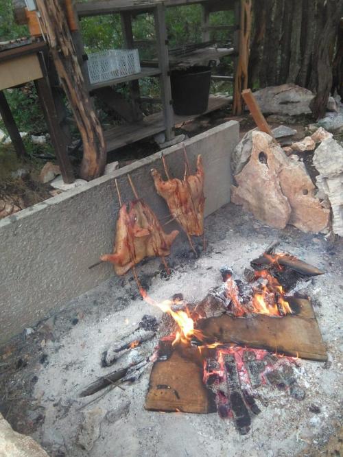 Preparación de cerdo asado