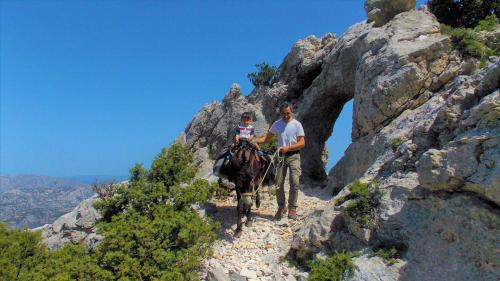Wanderung mit Führer und Esel in Supramonte