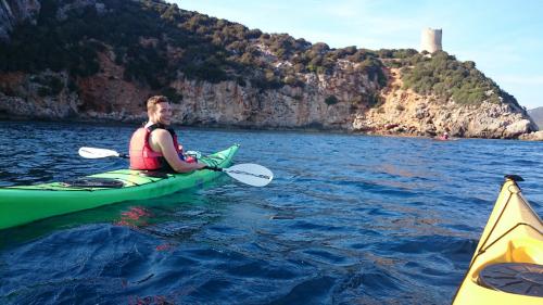<p>Kayaking on the coast of Alghero</p><p><br></p>