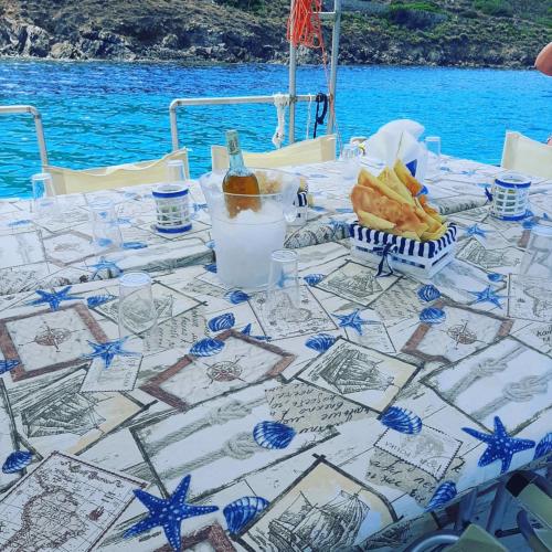 Table set on board a fishing tourism