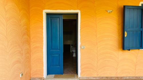 <p>Bathroom of a tourist accommodation in Bitti</p>