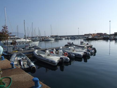 Bateaux pneumatiques à Arbatax