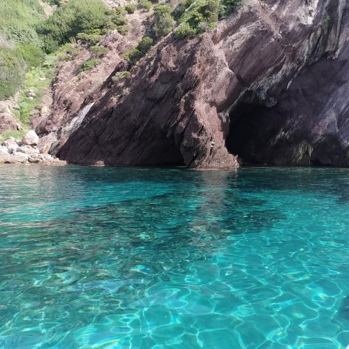 Kristallklares Meer in Carloforte