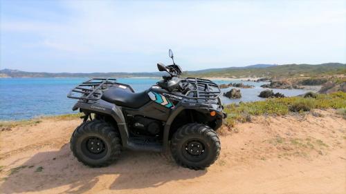 Escursione guidata in quad nel territorio di Santa Teresa Gallura